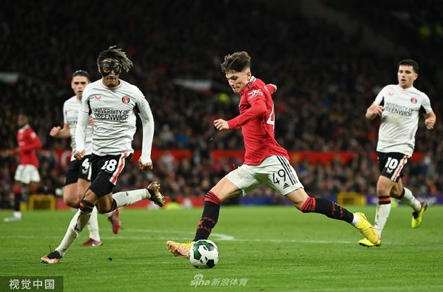 他不仅是足 他不仅是足